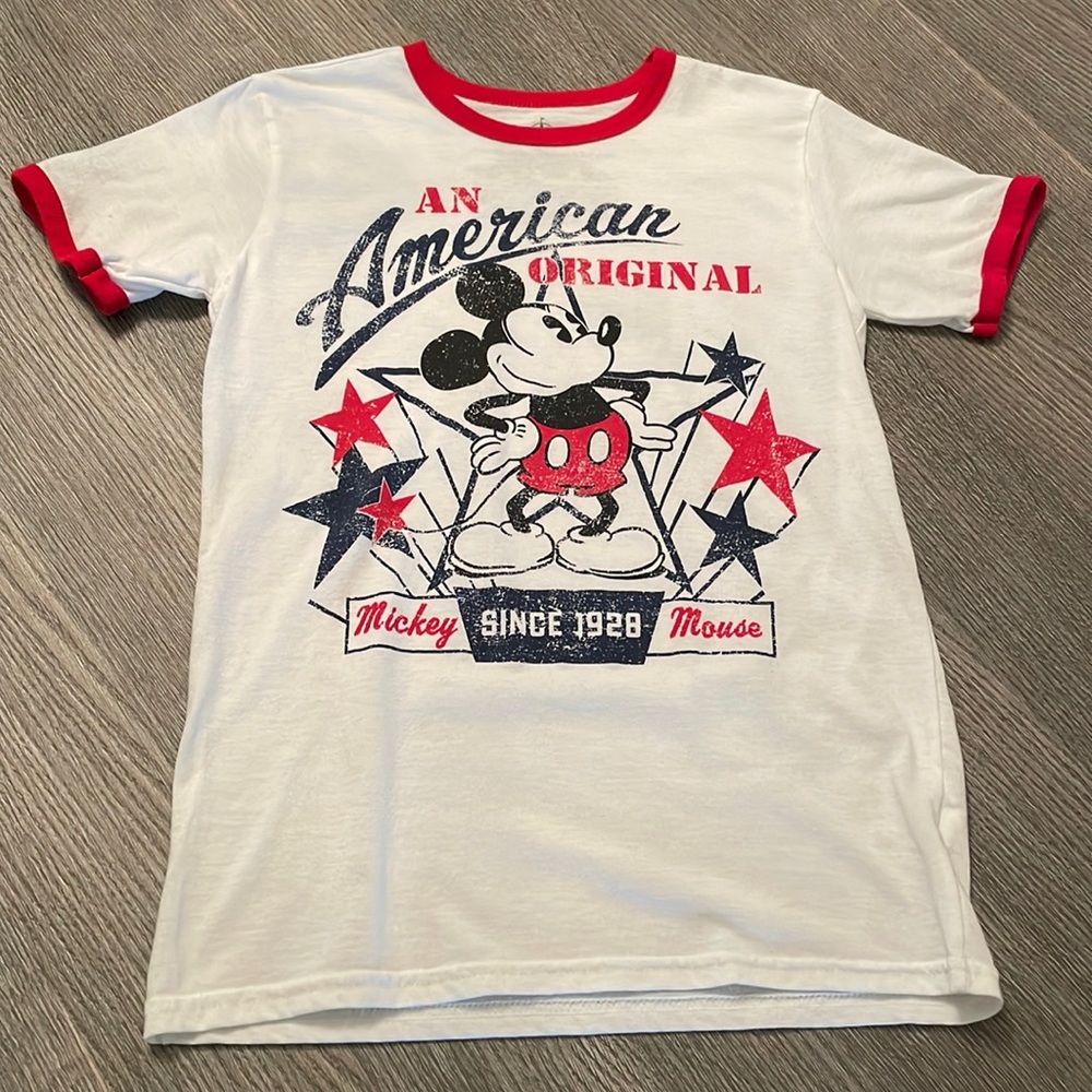 Disney t-shirt